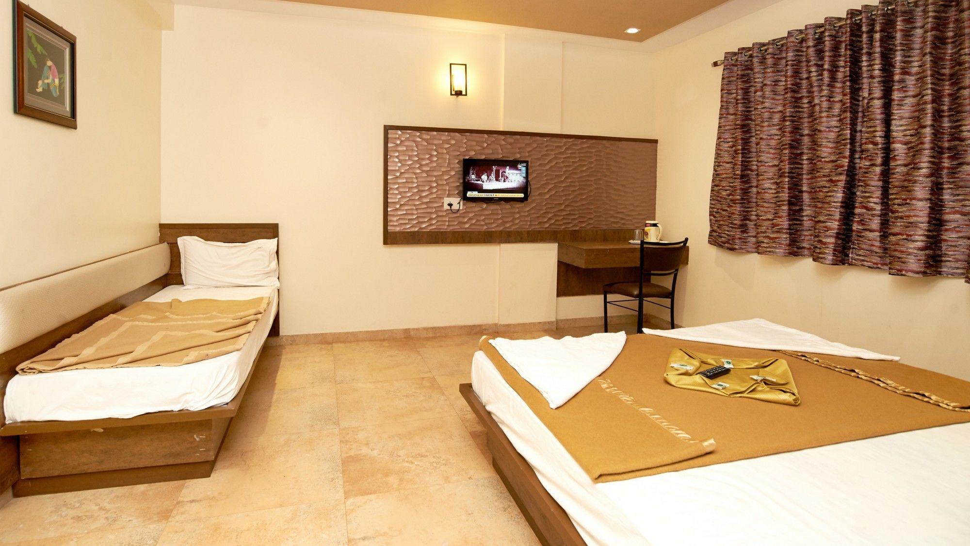 Hotel Sai Suraj Park Shirdi Exterior foto